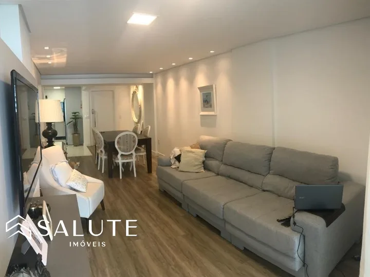 Apartamento com 3 Dormitórios no Centro