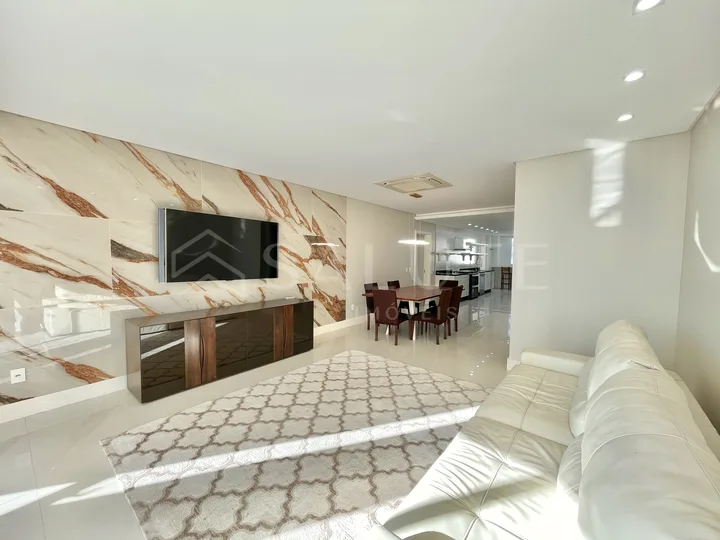 Apartamento à venda 3 suítes na Barra Sul