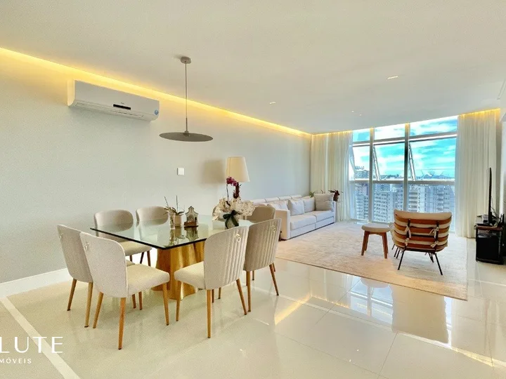Apartamento à venda 3 suítes na Barra Sul