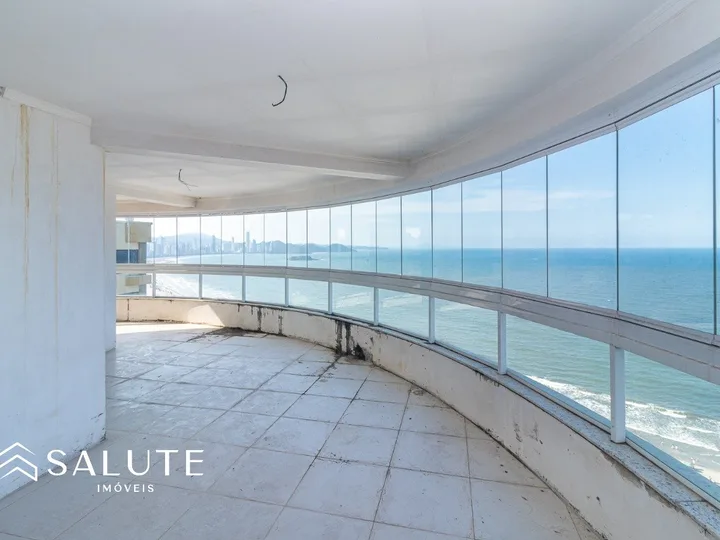 Apartamento frente mar Barra Sul