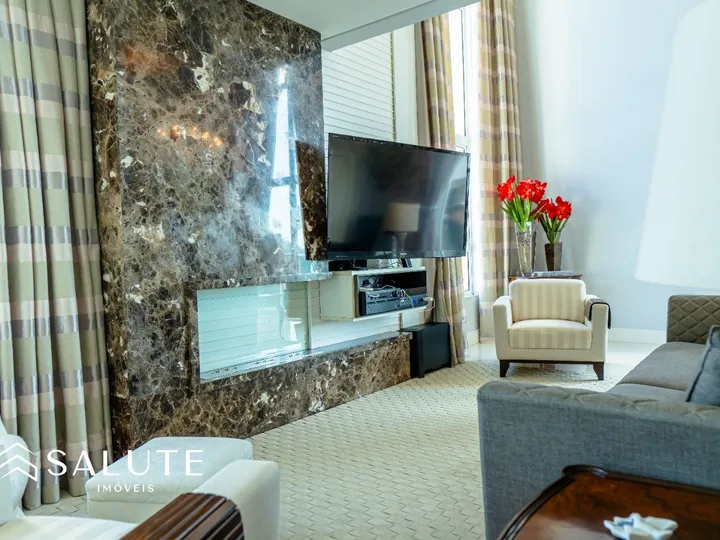 Apartamento à venda 3 suítes na Barra Sul.