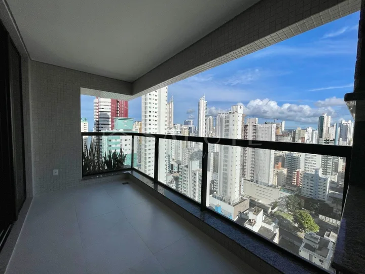 Apartamento à venda 4 Dormitórios na Barra Norte