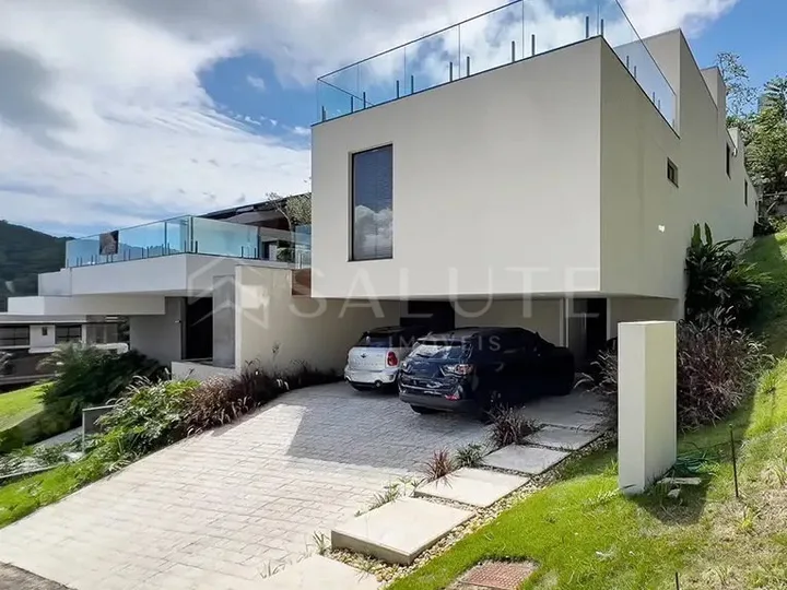 Casa em Condomínio à venda 4 suítes na Barra