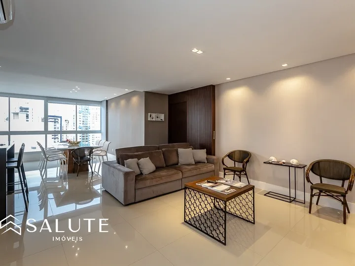 Apartamento 3 suítes na região central