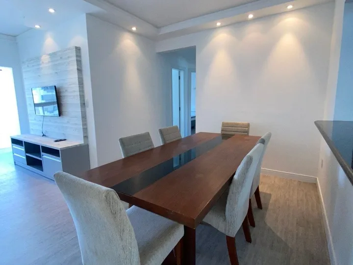 Excelente Apartamento na Quadra Mar