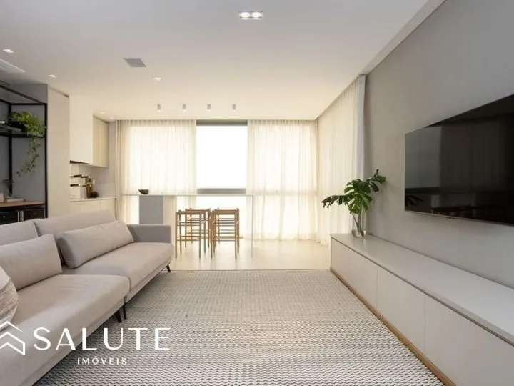 Apartamento à venda com 3 suítes na Praia Brava