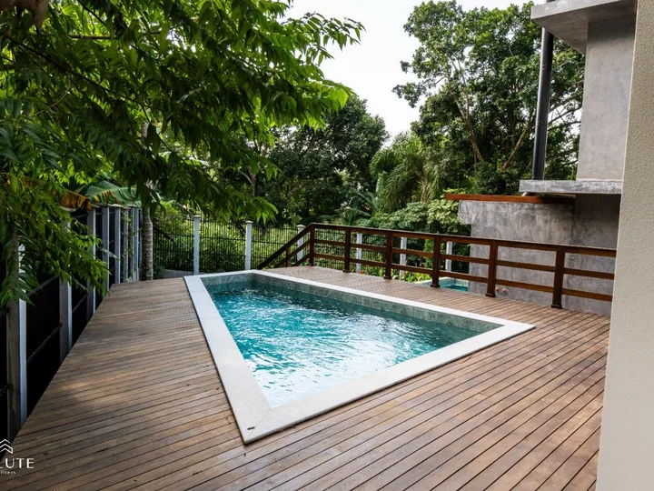 Casa a venda com 3 suítes em Taquaras