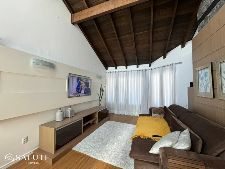 Casa á venda com 4 Dormitórios no Ariribá