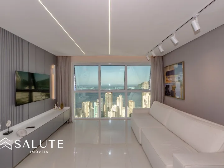 Apartamento á venda 3 Suítes na Barra Sul