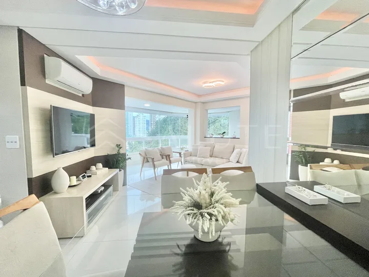 Apartamento à venda 2 dormitórios na Barra Norte