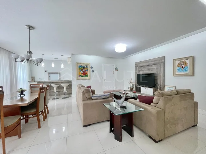 Apartamento à venda 3 suítes no Centro