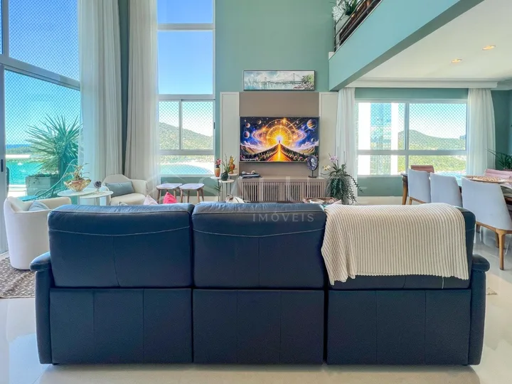 Apartamento à venda 4 suítes na Barra Sul
