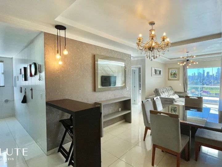 Apartamento à venda 2 dormitórios Tabuleiro