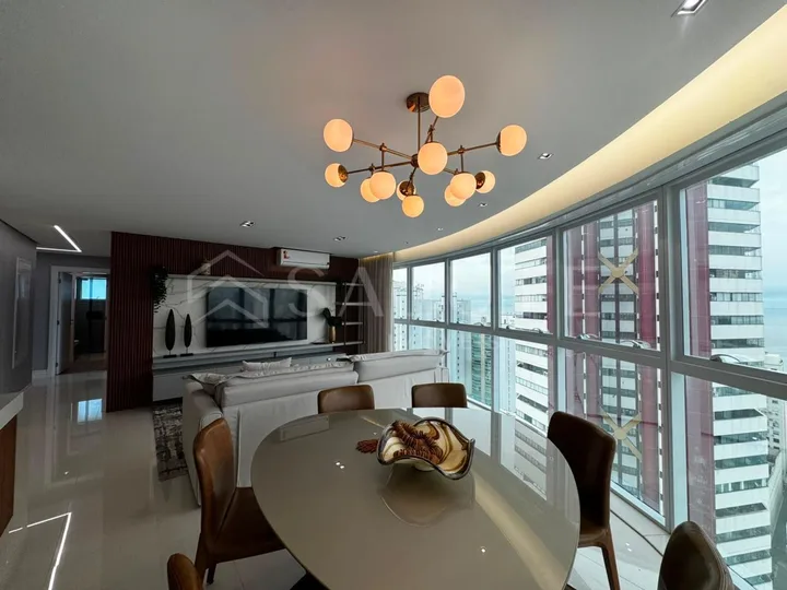 Apartamento à venda 4 dormitórios na Barra Norte