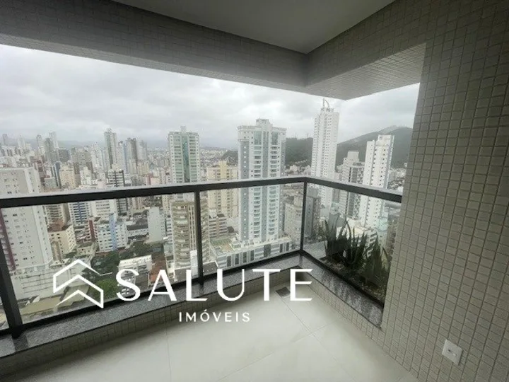 Apartamento à venda 4 dormitórios no Centro