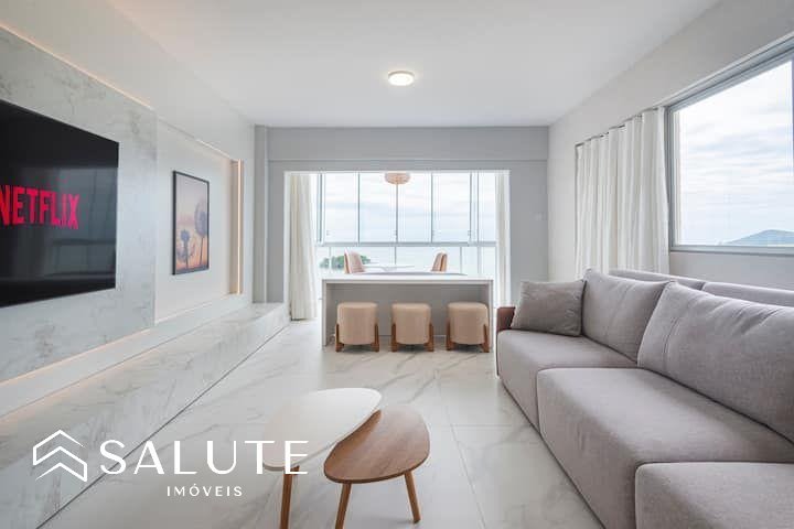 Apartamento á Venda 4 Dormitórios no Centro