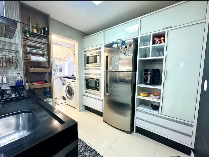 Apartamento à venda 3 dormitórios Barra Norte.