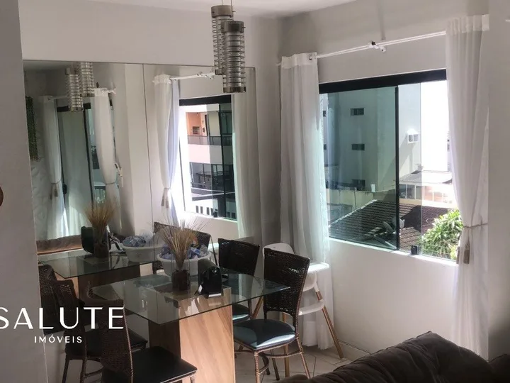 Apartamento com 1 dormitório + 1 suíte.