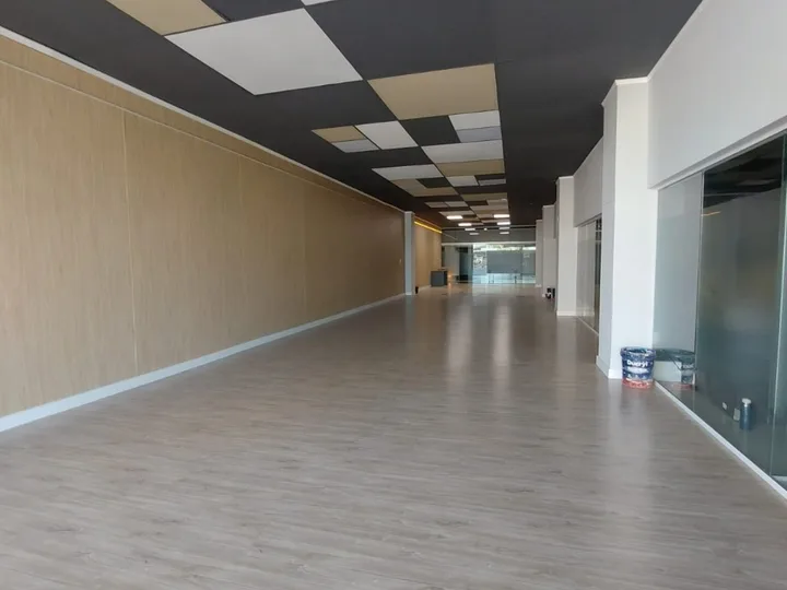 Sala Comercial aluguel anual em Itajaí