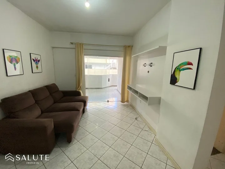 Apartamento á Venda com 2 Dormitórios no centro