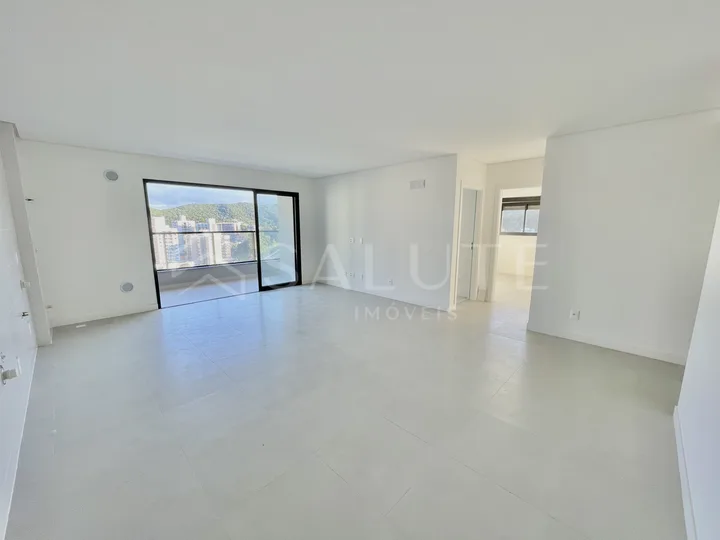 Apartamento à venda 3 dormitórios na Praia Brava