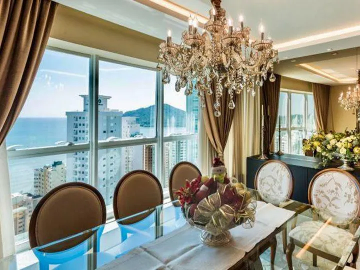 Apartamento à venda 3 suítes no Centro