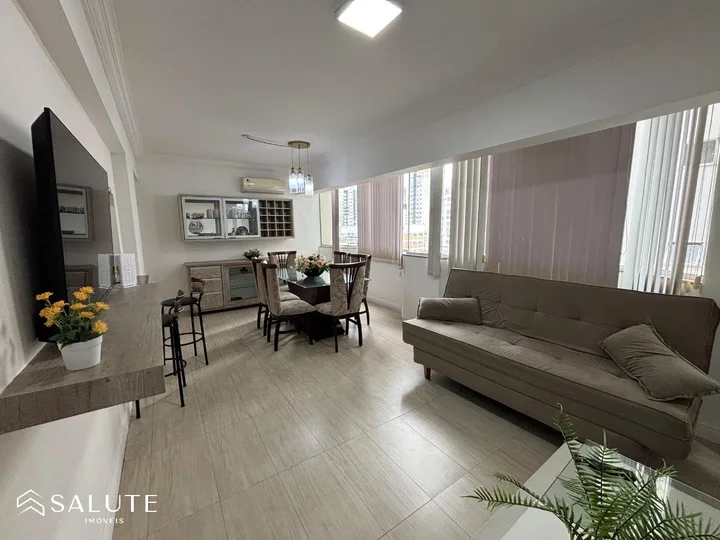 Apartamento à venda com 3 dormitórios no Centro