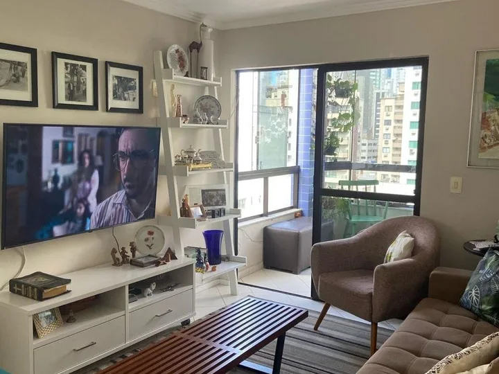 Apartamento com 3 Dormitórios no Centro