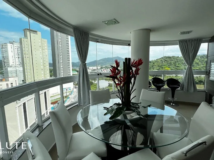 Apartamento à venda 3 suítes Barra Sul