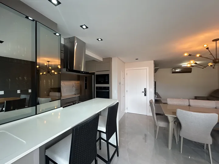 Apartamento aluguel anual 2 suítes na Praia Brava de Itajaí