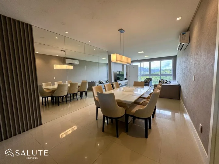 Apartamento aluguel anual 4 suítes na Barra Sul