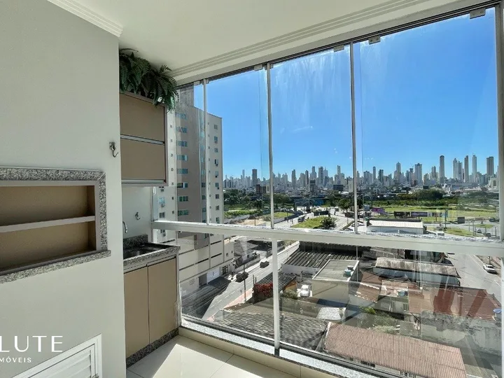 Apartamento à venda 2 dormitórios Tabuleiro