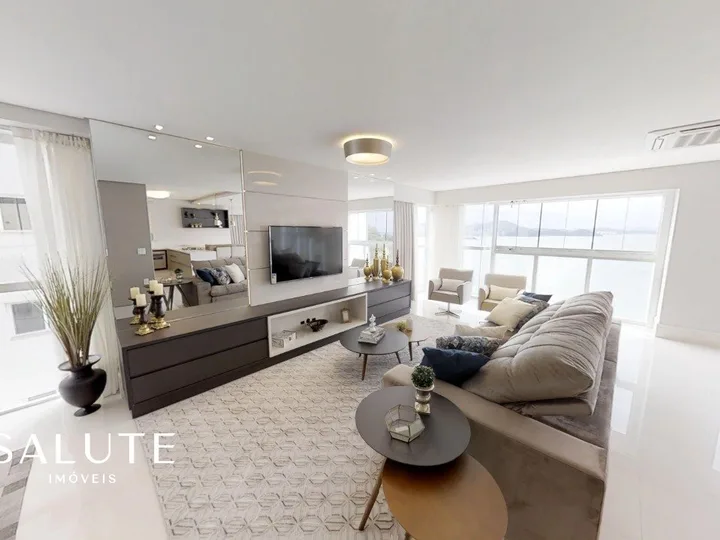 Apartamento à venda com 4 Suítes na Barra Sul