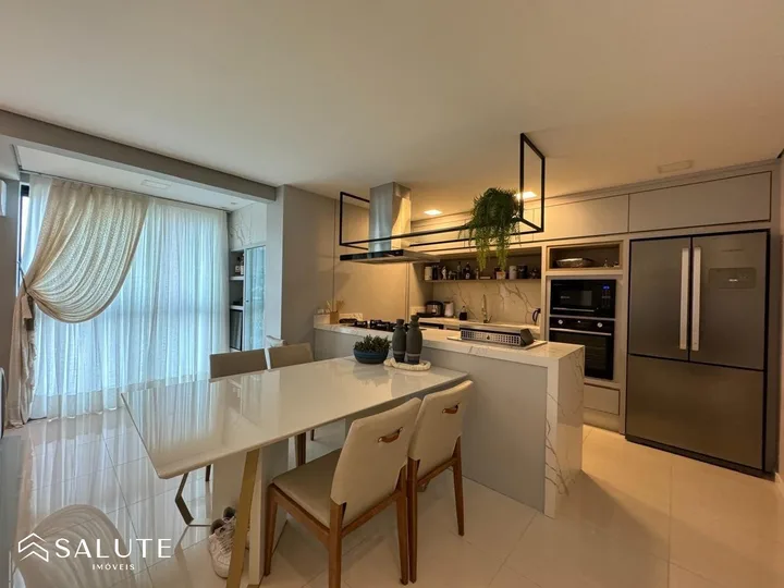 Apartamento à venda 2 dormitórios Praia Brava