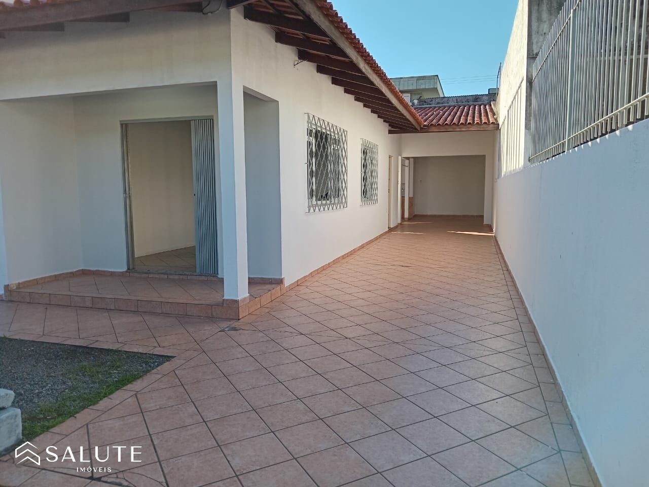 Casa à venda com 3 dormitórios bairro Nações