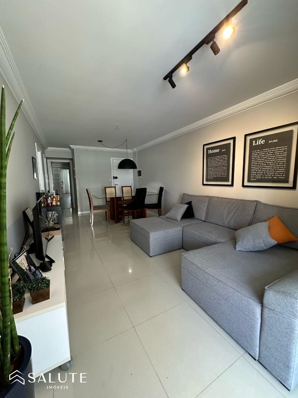 Apartamento á venda 3 dormitórios no Centro