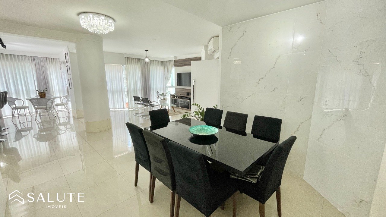 Apartamento 3 dormitórios na Barra Sul