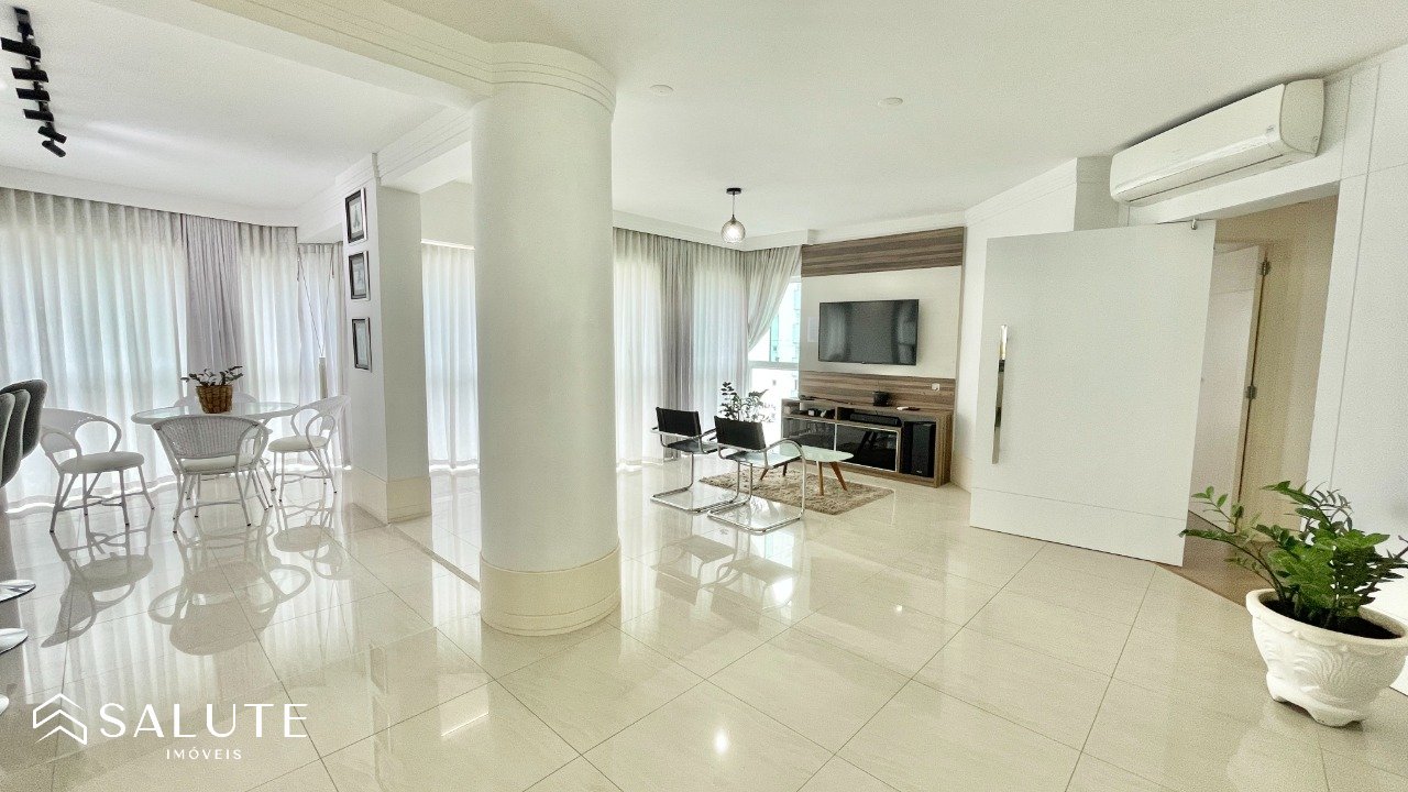 Apartamento 3 dormitórios na Barra Sul