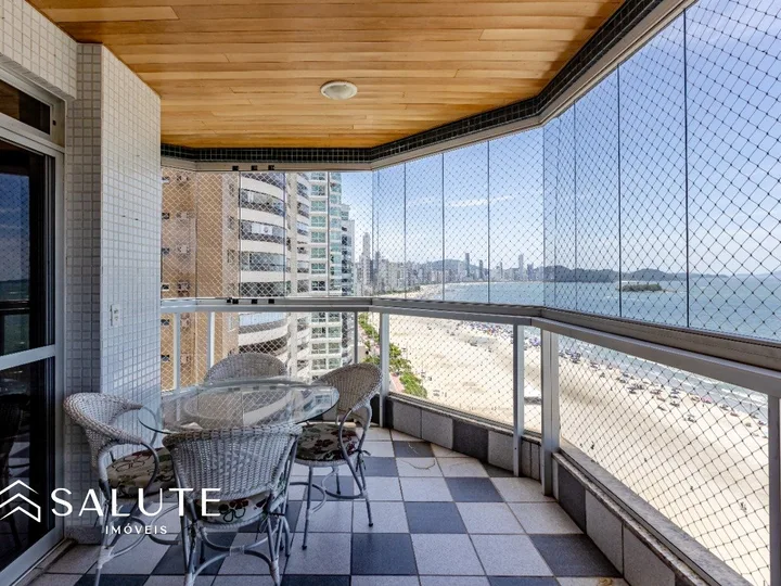 Apartamento à venda 3 suítes na Barra Sul