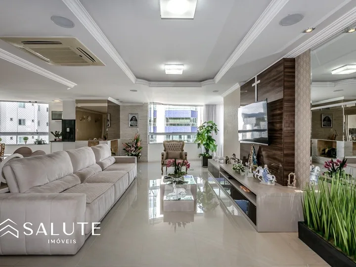 Apartamento Duplo com 4 Dormitórios