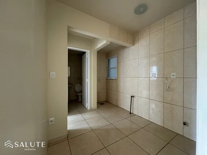 Apartamento à venda com 1 dormitório no Pioneiros