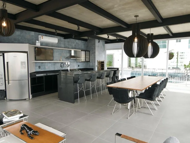 Apartamento à venda 3 suítes na Barra Sul