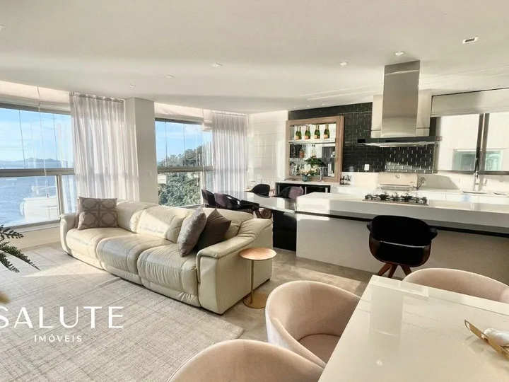 Apartamento alto padrão com 4 suítes