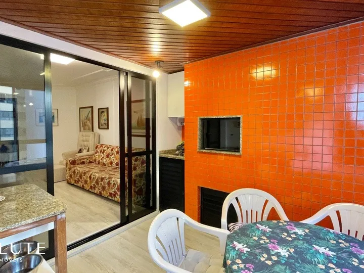 Apartamento à venda com 3 dormitórios na Barra Sul