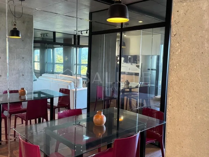 Apartamento à venda 2 dormitórios Praia Brava