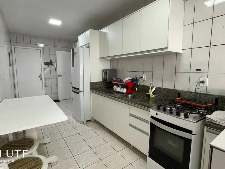 Apartamento à venda com 2 dormitórios no Nações