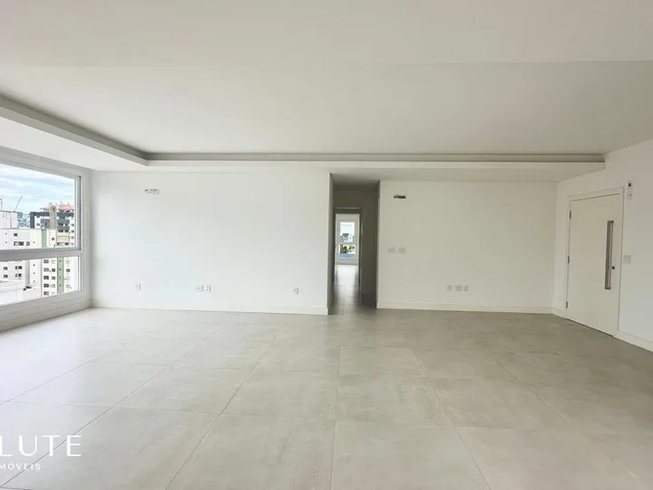 Apartamento novo de 3 suítes com churrasqueira