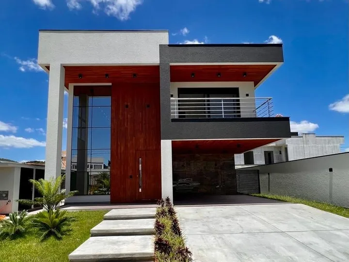 Casa em condomínio com 4 quartos
