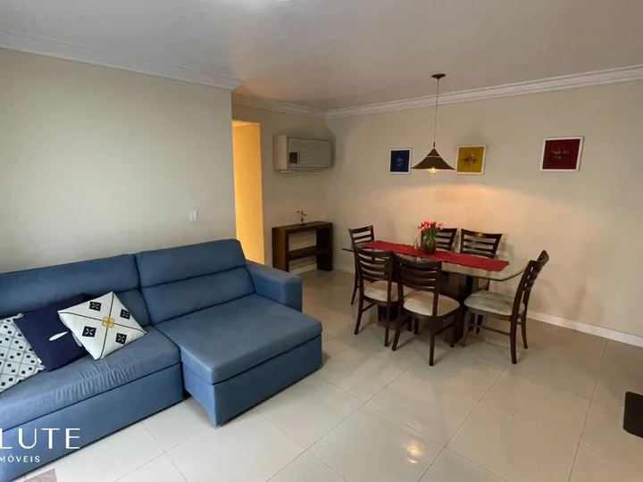 Apartamento à venda com 2 dormitórios no Centro