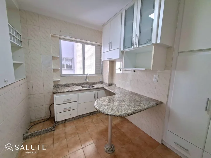 Apartamento à venda com 2 dormitório no Centro